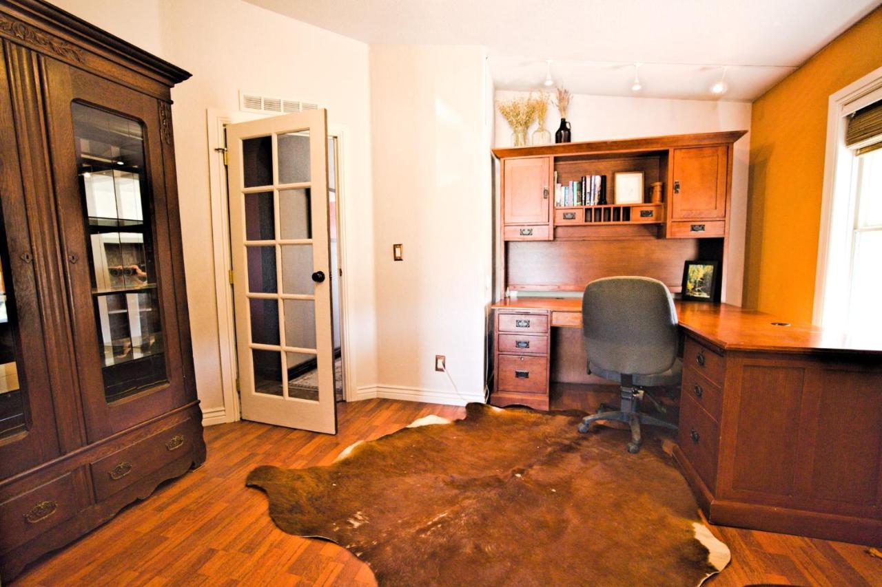 Sunny Southwest Cottage Mancos エクステリア 写真